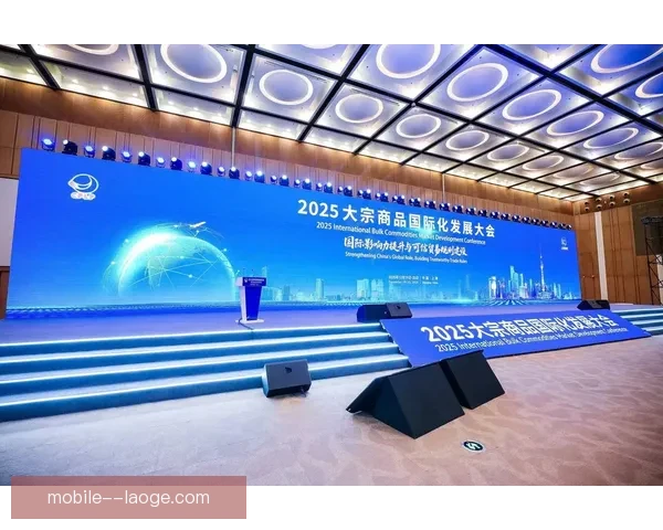 瓦拉内正式加入科莫俱乐部董事会 致力推动俱乐部发展与国际化战略